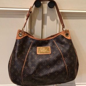 Louis Vuitton monogram Shoulder bag Galleria PM